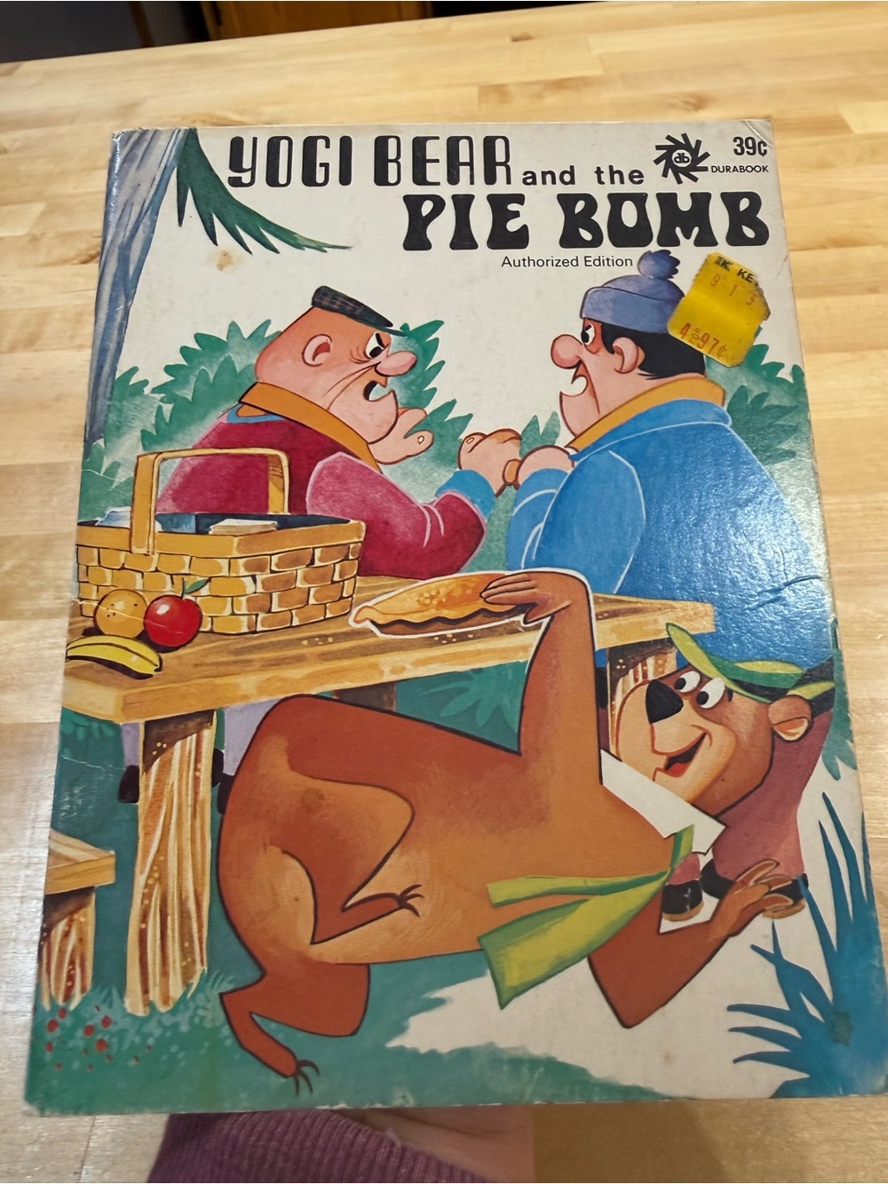 Yogi Bear Pie Bomb Board Game Cover - Brown, Blue & Red Artwork
